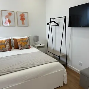 madre-deus-guest-house.hotels-lisbon-portugal.com/